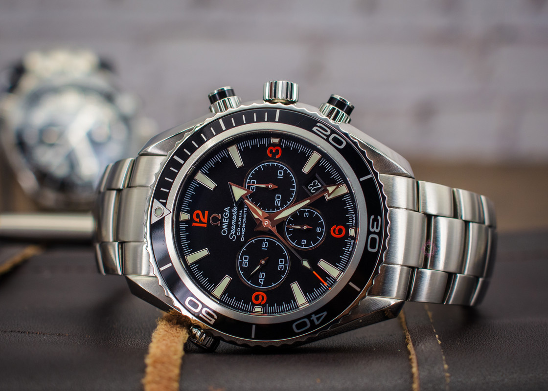 Replica Omega Seamaster Planet Ocean Chrono Watch